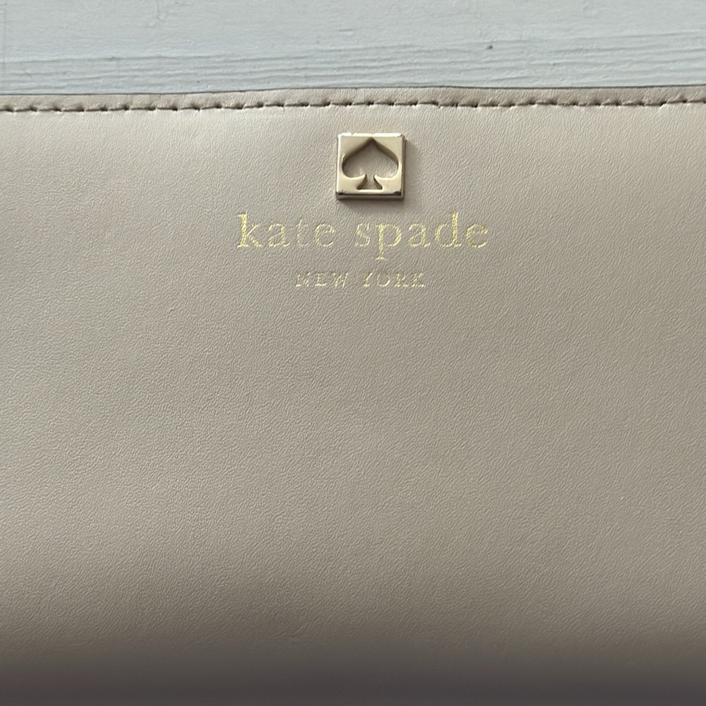 Kate Spade Wallet - Picture 3 of 4